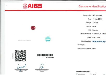null Rubis sur papier

Poids du rubis : 2.45 ct

Accompagné d'un certificat AIGS...