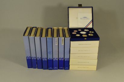 null MONNAIE DE PARIS

Coffret "millésime" de 1999 à 2012. Chaque coffret comprend...