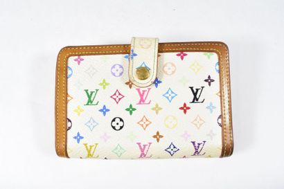 null [ Vuitton ]



Louis Vuitton. Porte-monnaie à rabat de la collection Takashi...