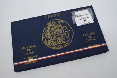 null MONNAIE DE PARIS

Coffret Fleurs de coins 1978 composé de 9 pièces.

Dans sa...