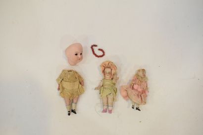 null Trois poupées mignonettes