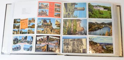 null CHATEAUX - FRANCE 

Ensemble de 730 cartes postales anciennes noir et blanc...