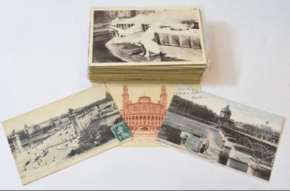 null PARIS

Ensemble de 160 cartes postales anciennes noir et blanc et couleur illustrant...