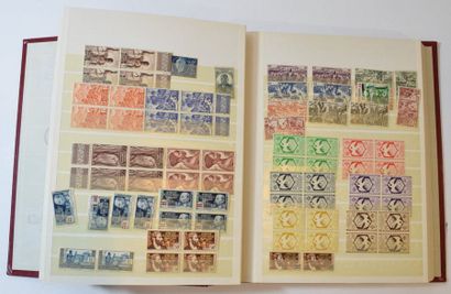 null [ Philatélie ] [ Antarctique ] [ Colonies Françaises ]

Album de timbres neufs...