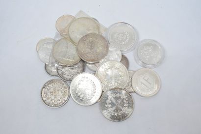 null Lot de 25 Monnaies en argent française, Vème République, 7 pièces 50 Fr type...