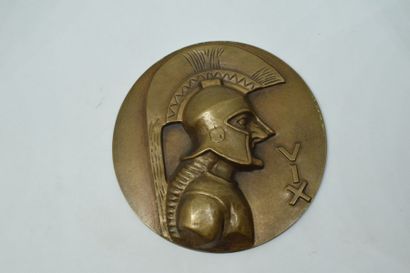 null [ ARTHUS BERTRAND ]



Médaille uniface en bronze représentant un hoplite.

Numéroté...