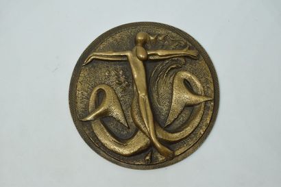 null Médaille uniface en bronze représentant L'Ancre de miséricorde. 

Signé Galtié...