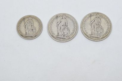 null Ensemble de pièces suisses en argent :

2 francs " Helvetia " 1906 B & 1914...