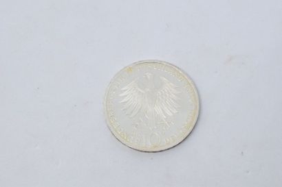 null Pièce commémorative en argent (625) pour le 150ème anniversaire de la décoration...