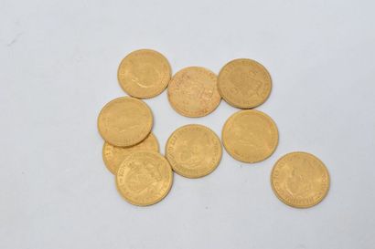 null Neuf pièces en or comprenant : 

- 10 florins (1876). 

- 10 gulten (1917 x...