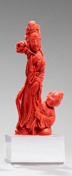 null Chine, XXe siècle

Sujet en corail rouge orange, représentant une déesse du...