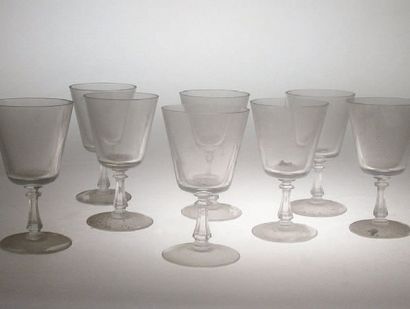 null Série de 24 verres Heidelberg en cristal uni clair à jambe taillée, 130mm. 