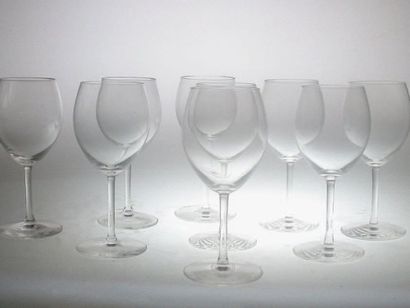 null Série de 40 verres Académie du Vin en cristal uni clair, 175mm. 