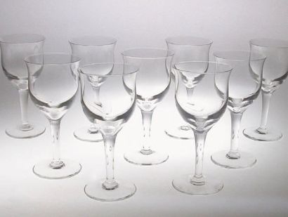 null Série de 12 verres Oreste en cristal uni clair, 160mm. 