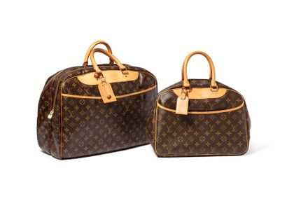 null Louis VUITTON

Sac "Deauville" 34cm en toile Monogram et cuir naturel, fermeture...