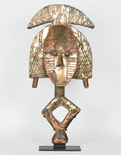 Figure de reliquaire KOTA-OBAMBA (Gabon)...