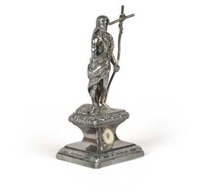 null Figure de Saint Jean-Baptiste, porteur d'une croix où est enroulé sur un ruban...