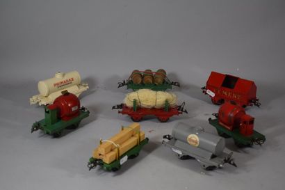 null HORNBY « O » : 8 wagons marchandises dont citerne PRIMAGAZ et STANDARD - foudre...