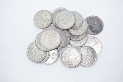 Lots de 21 pièces en argent de 5 francs Semeuse....