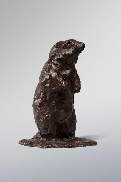 null FRANGIN, XXe siècle

Marmotte debout

bronze à patine brune, fonte à la cire...