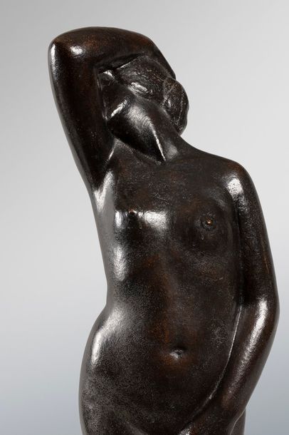 null RAPHAËL-SCHWARTZ, 1884-1934

Baigneuse

bronze à patine brun foncé, fonte à...