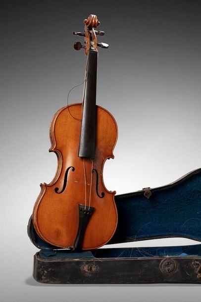 null Joli violon français en bon état, 358 mm, portant une étiquette « copie d'après...