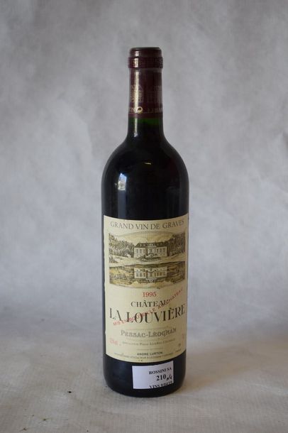 4 	bouteilles 	CH. 	LA LOUVIÈRE, 	Pessac-Léognan...