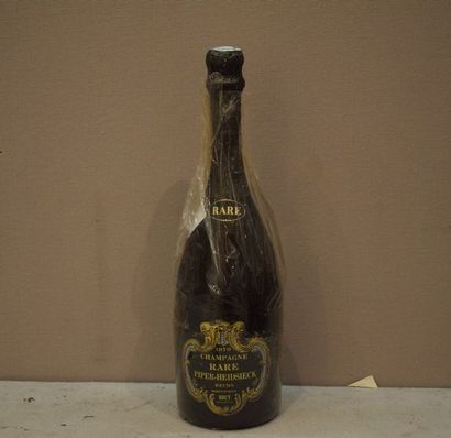 null 1 bouteille CHAMPAGNE "Rare", Piper-Heidsieck 1979	



