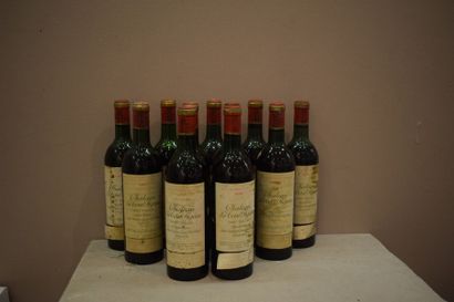 null 10 	bouteilles 	CH. 	LA TOUR FIGEAC, Grand Cru 	St-Emilion 	1966	 (tachées,...