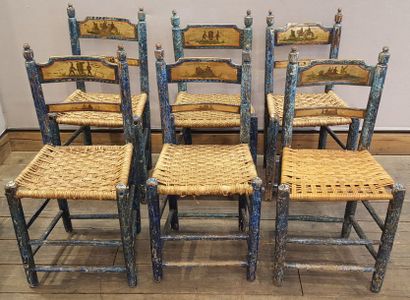 null Ensemble de six petites chaises en bois polychrome bleu et dossiers peints de...