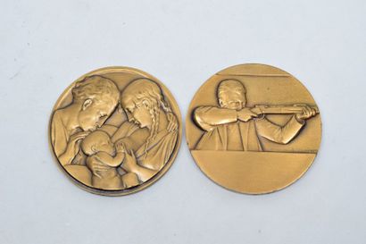 null [ ARTHUS BERTRAND ][ DELANNOY ]

Bel ensemble de deux médailles en bronze à...