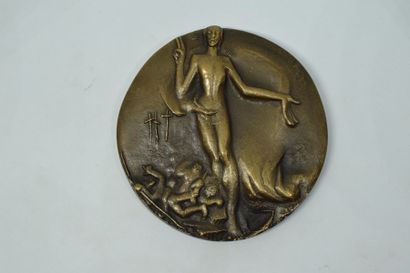 null [ ARTHUS BERTRAND ]

Belle médaille à double face en bronze.

Av/ Scène de la...