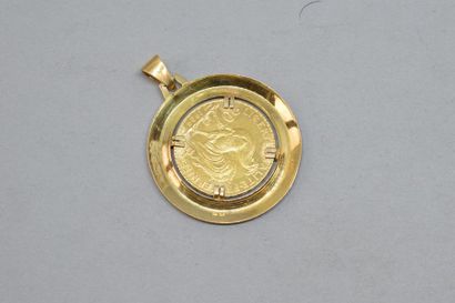 null Pendentif en or jaune 18k (750) orné d'une pièce en or de 20 Francs au coq 1909...