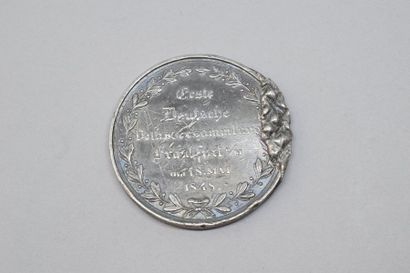 null Médaille en argent commémorative de la création du Parlement de Francfort le...