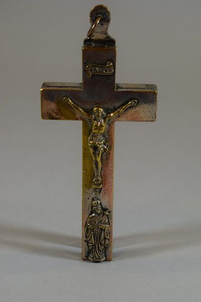 null Croix reliquaire en bronze argenté, Christ avec titulus et

Vierge de Douleur...