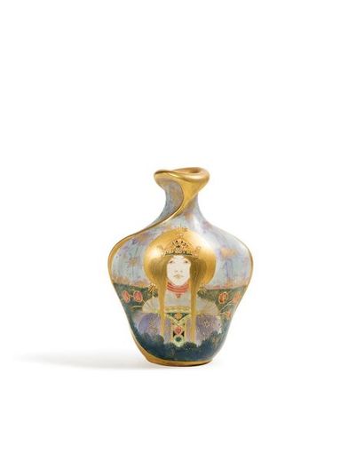 null RSTK (AMPHORA) - AUTRICHE

Vase Princesse en céramique à corps ovoïde conique...