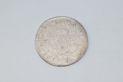 null Louis XV (1715-1774) écu de Béarn aux rameaux d'olivier. 1732. Pau. G 321a....