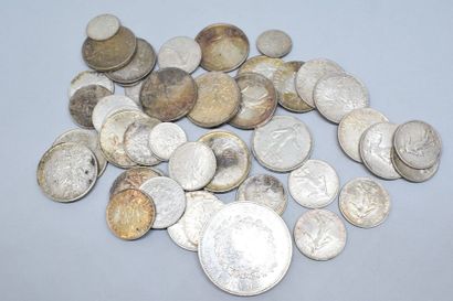 null Ensemble de pièces en argent composé de 50 Francs, 5 Francs, 1 Francs, 50 centimes....