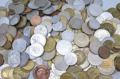 null Ensemble de pièces de monnaie du monde entier (vrac), principalement européennes...