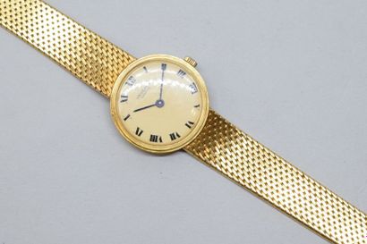 null Montre bracelet de dame en or jaune 18k (750), cadran rond à fond crème et chiffres...
