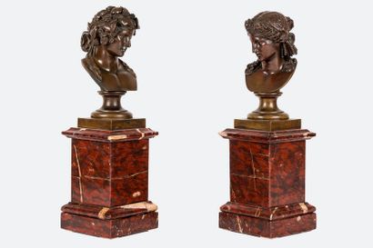 null Ensemble de deux bustes en bronze à patine brune figurant Bacchus et Cérès.
Haute...
