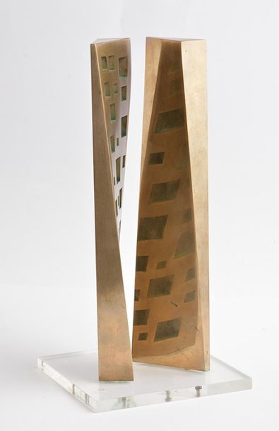 null DAUDELIN, Charles (1920-2001)
Untitled
Bronze with gilt patina
Dated et numbered...