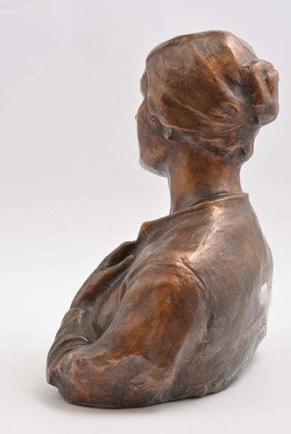 null SUZOR COTÉ, Marc-Aurèle de Foy (1869-1937)
"Maria Chapdelaine"
Bronze à patine...