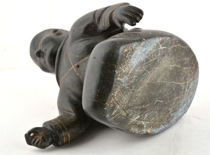 null INUIT SCHOOL 20th C.
Kneeling woman
Sculpted soapstone
Circa 1960

Provenance:
Private...