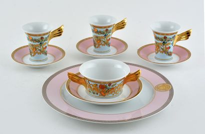 null VERSACE - ROSENTHAL 
Porcelain dinner service from the Versace for Rosenthal...