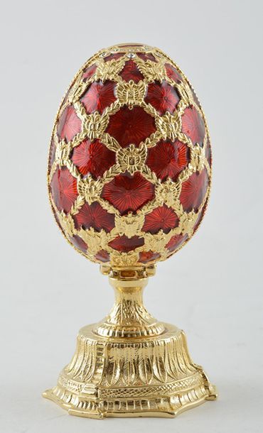 null After FABERGÉ
Set of 8 traditional St. Petersburg Fabergé reproduction eggs...