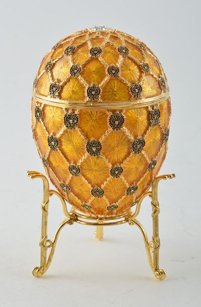 null After FABERGÉ
Fabergé reproduction porcelain egg of the "Imperial Coronation"...