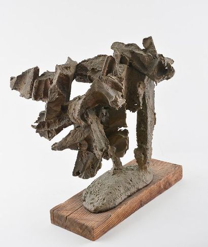 null VAILLANCOURT, Armand (1929-)
Untitled
Bronze
Signed and dated on the base: Vaillancourt...