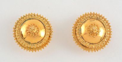 null BOUCLES D'OREILLES OR 18 22K
Boucle d'oreilles en or jaune 18 22K avec ornements...