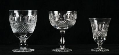 null Set of cut crystal glasses including 12 champagne glasses, 8 wine glasses and...